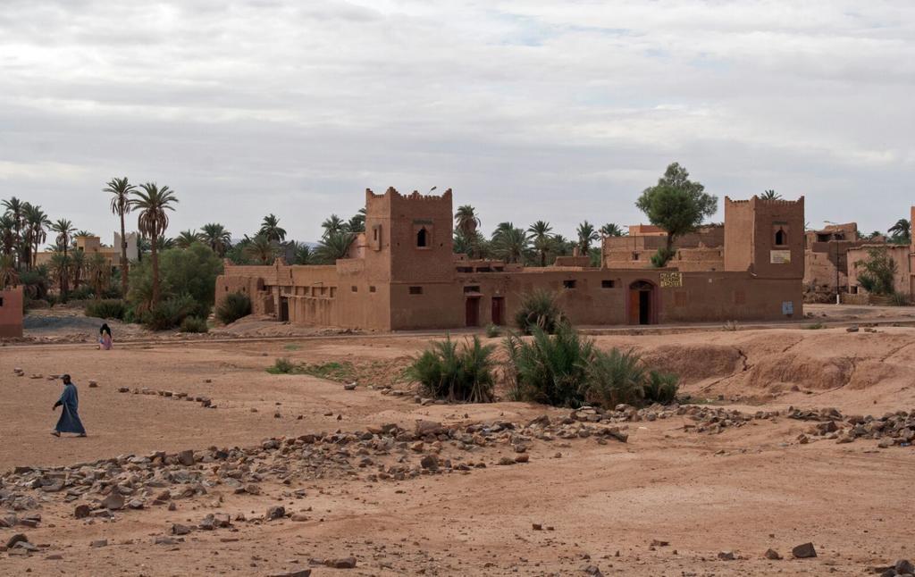 Auberge L'Oasis Foum Zguid Exteriör bild