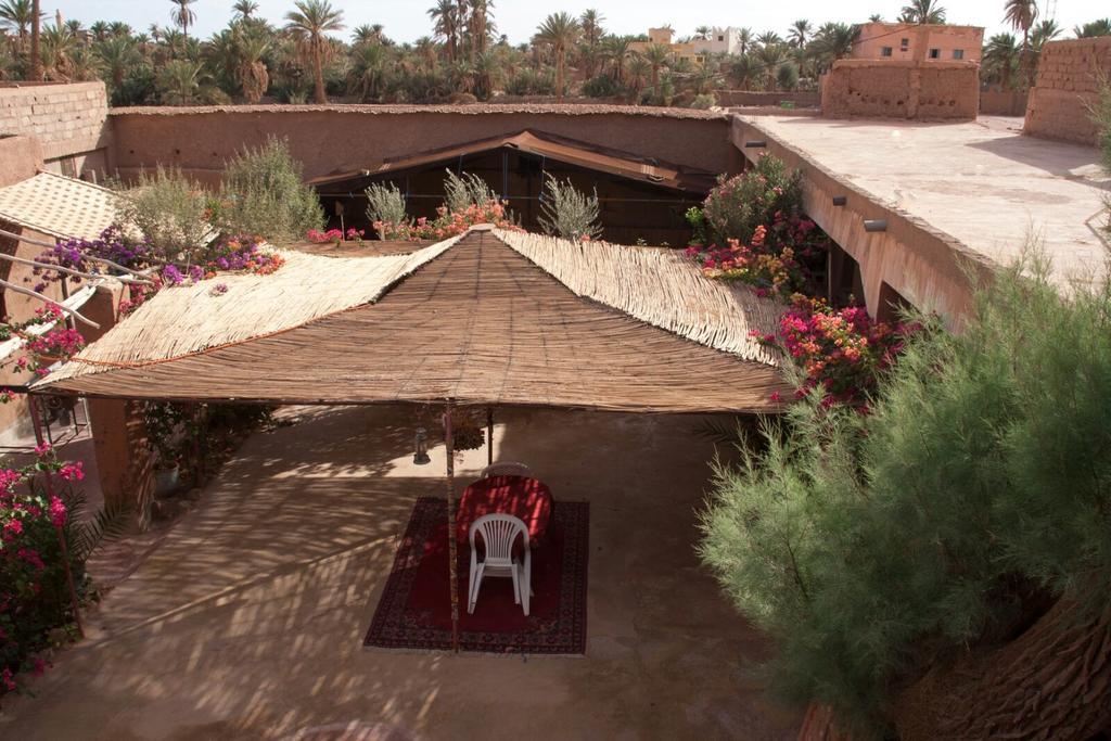 Auberge L'Oasis Foum Zguid Exteriör bild
